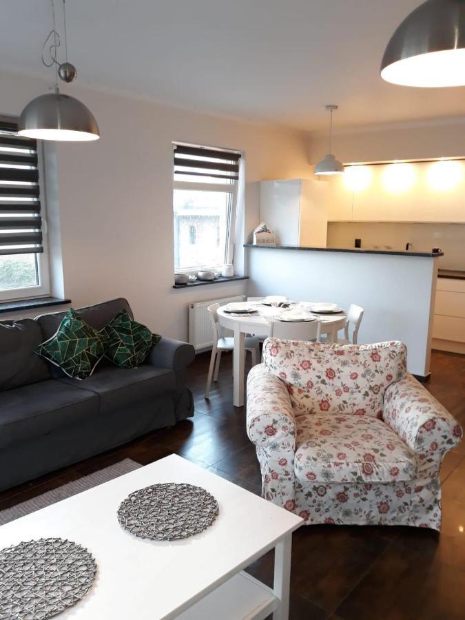 Ferienwohnung Przy Centrum Jelenia Góra Exterior foto