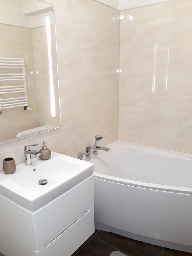 Ferienwohnung Przy Centrum Jelenia Góra Exterior foto