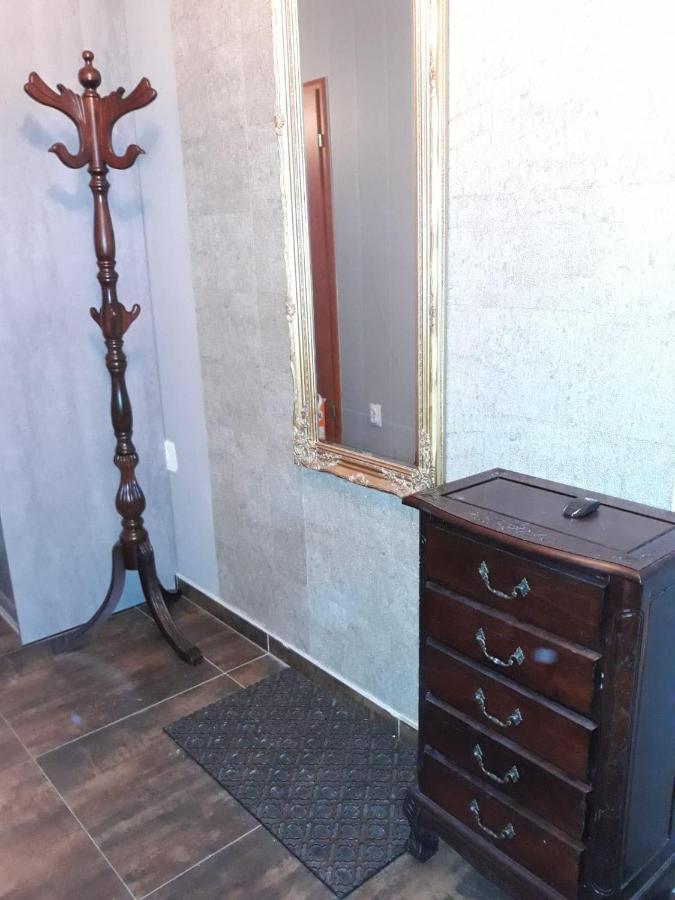 Ferienwohnung Przy Centrum Jelenia Góra Exterior foto